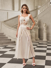 Gryen Lace Pleat Skirt Set