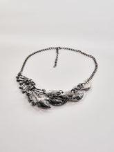 Naelin Peacock Tail Necklace In Grey