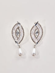 Oaelix Rhinestone Pearl Earrings