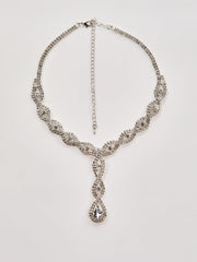 Oexelle Teardrop Crystal Necklace Set